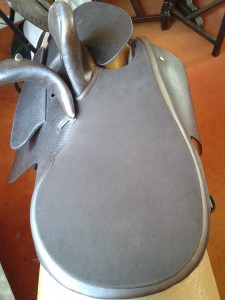 New doeskin inset seat